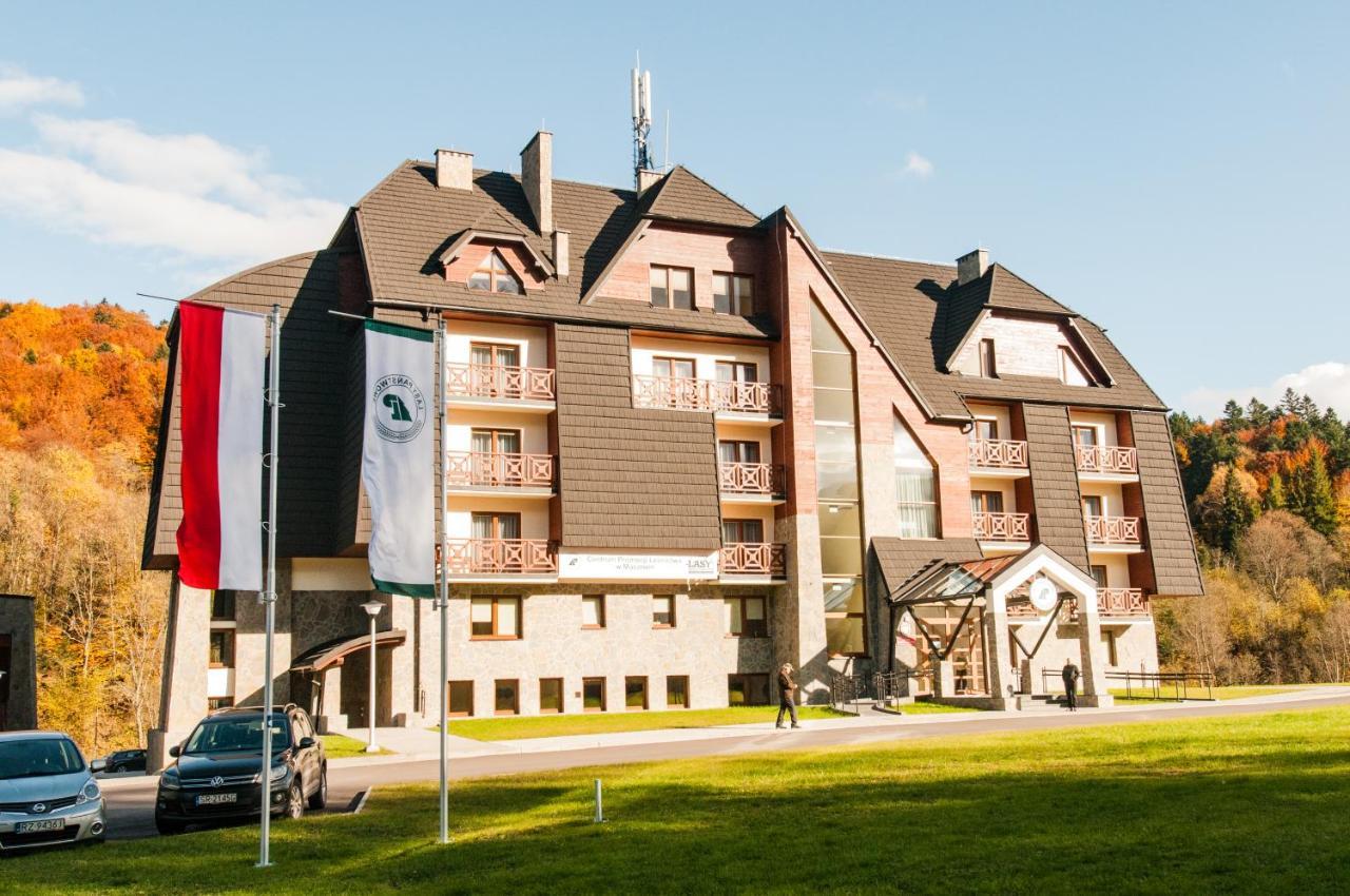 Centrum Promocji Lesnictwa W Mucznem Lutowiska Extérieur photo