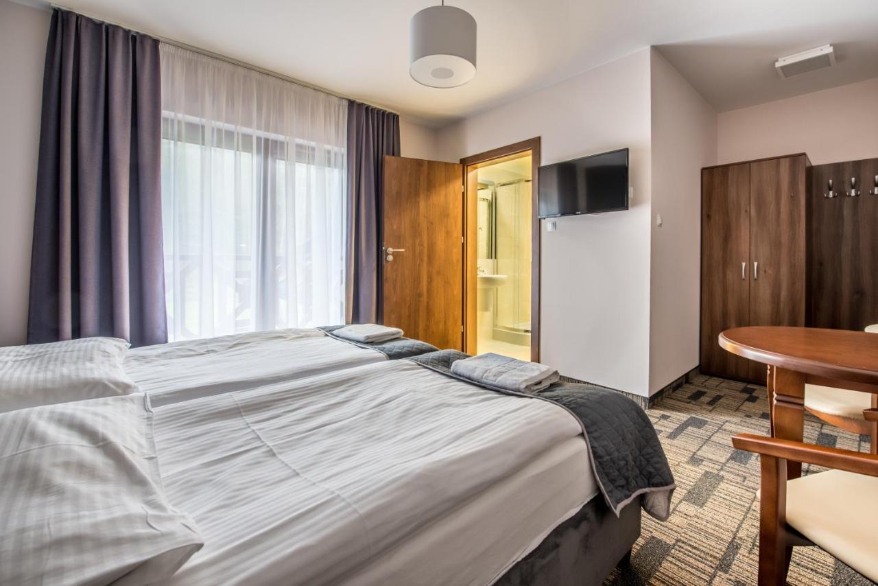 Centrum Promocji Lesnictwa W Mucznem Lutowiska Extérieur photo