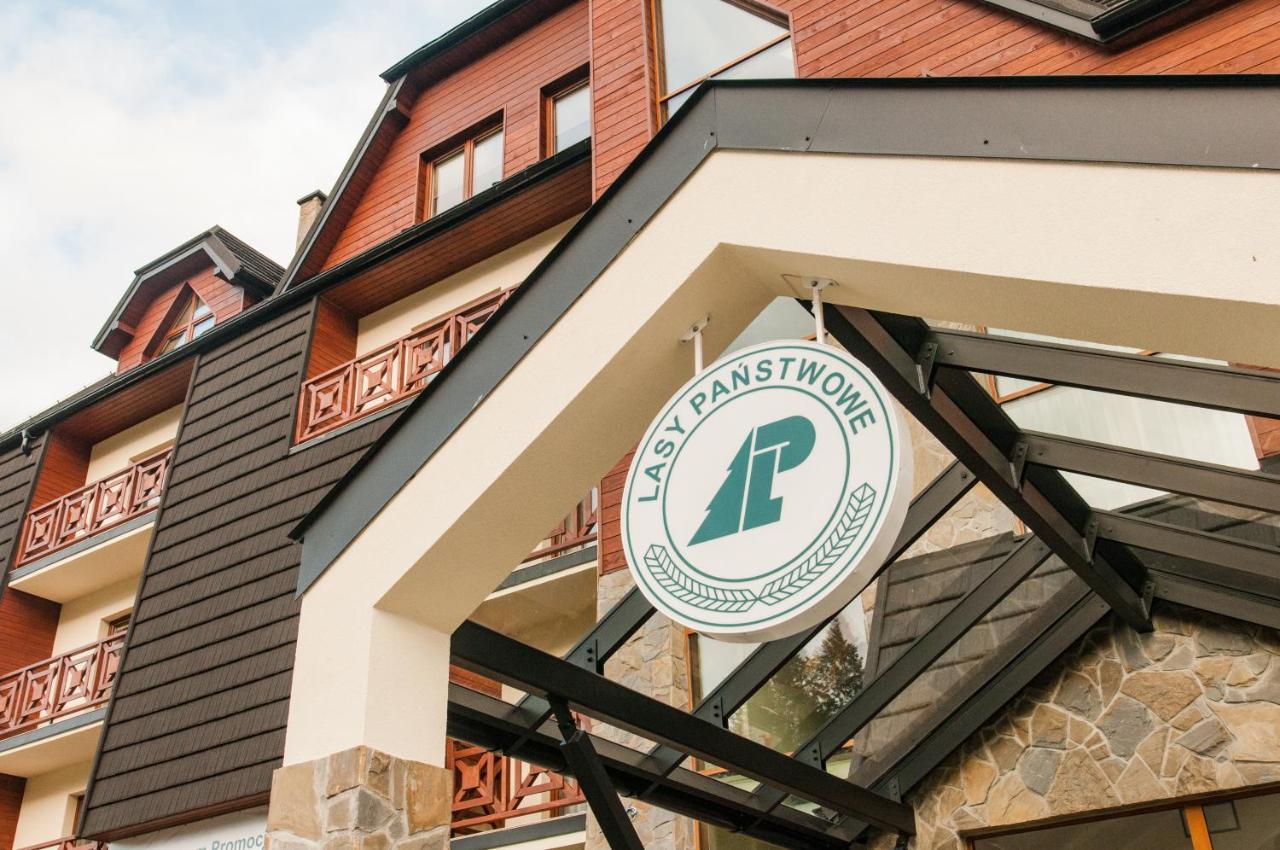 Centrum Promocji Lesnictwa W Mucznem Lutowiska Extérieur photo