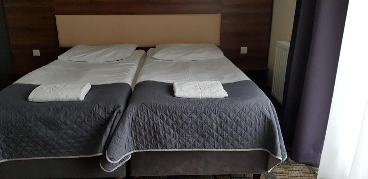 Centrum Promocji Lesnictwa W Mucznem Lutowiska Extérieur photo